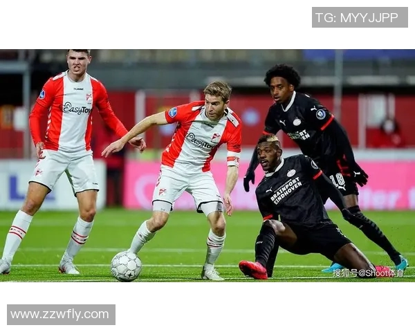 FC埃因霍温与坎布尔对决前瞻分析及赛季表现评估